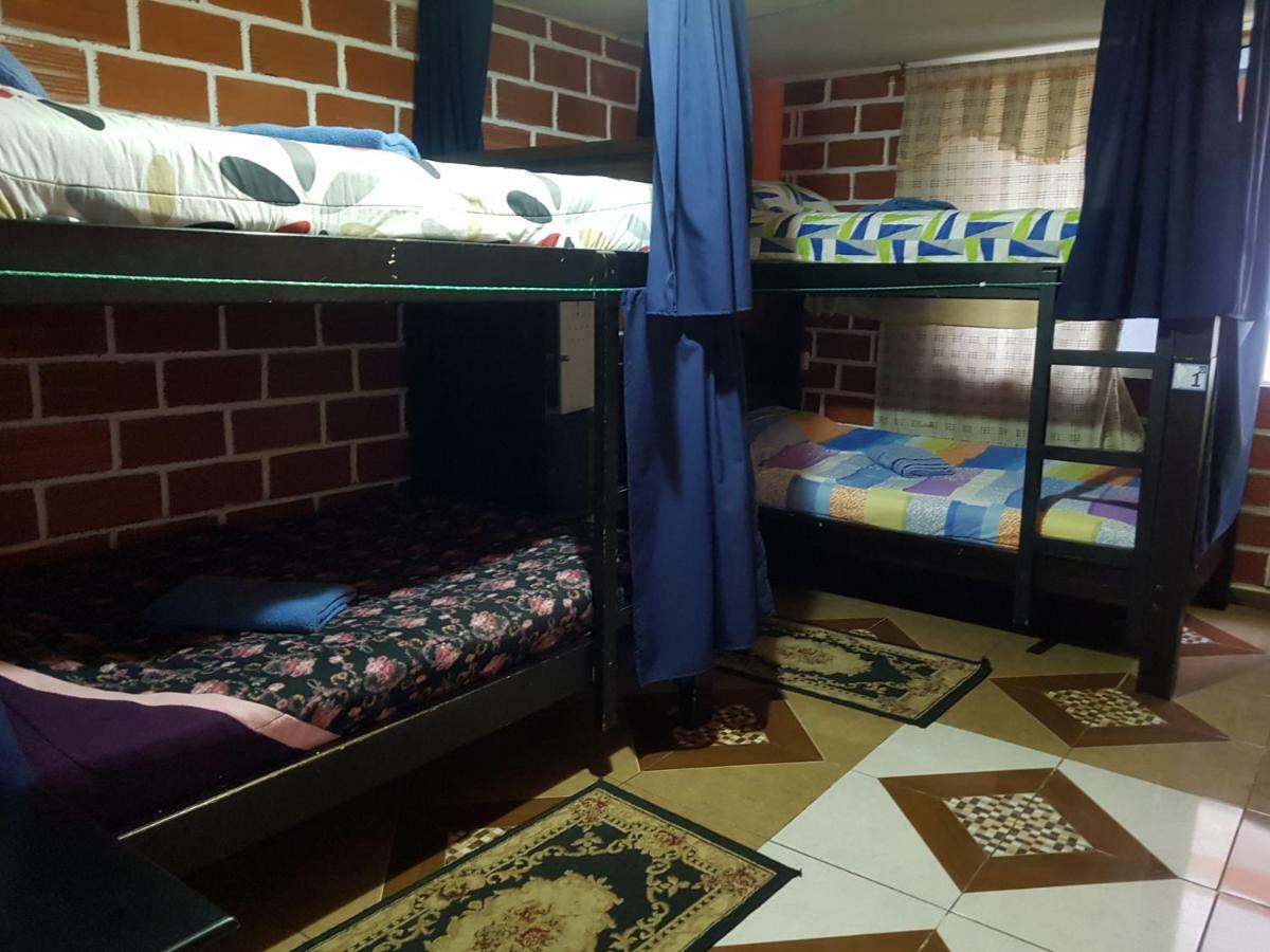 Hostal Sendero De Volcanes ลาตาคุงกา ภายนอก รูปภาพ