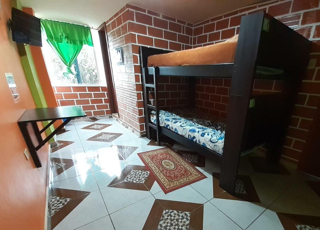 Hostal Sendero De Volcanes ลาตาคุงกา ภายนอก รูปภาพ